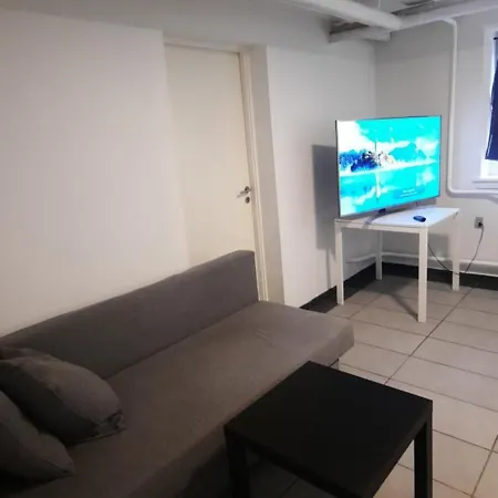 Basement Of House - Entire Place * Odense