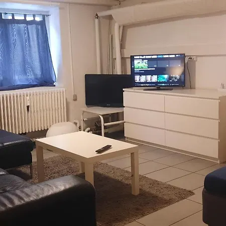 Basement Of House - Entire Place 公寓